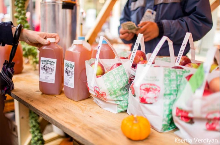 Apple Harvest Farmers Market