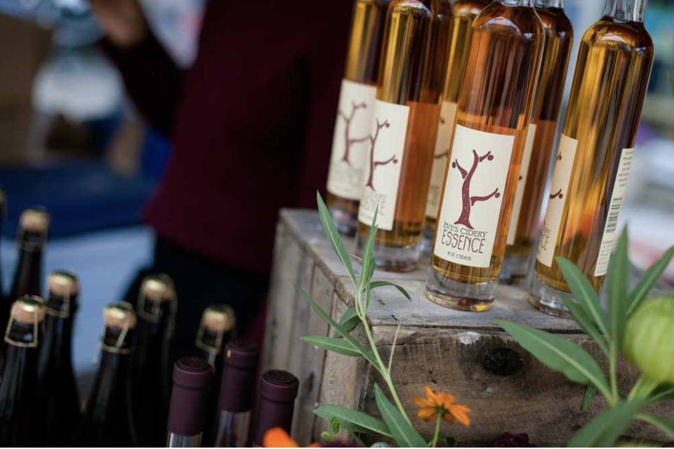 Apple Wine Station